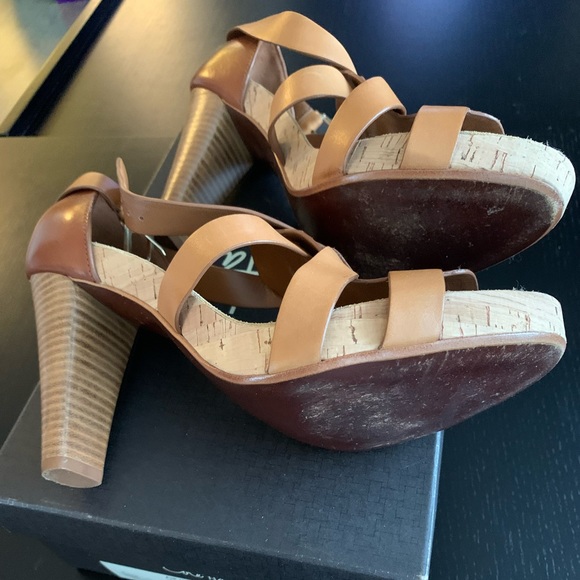 Cole Haan Maria Sharapova heels - Size 8 (Brown/Tan) - Pre-owned - Picture 2 of 2